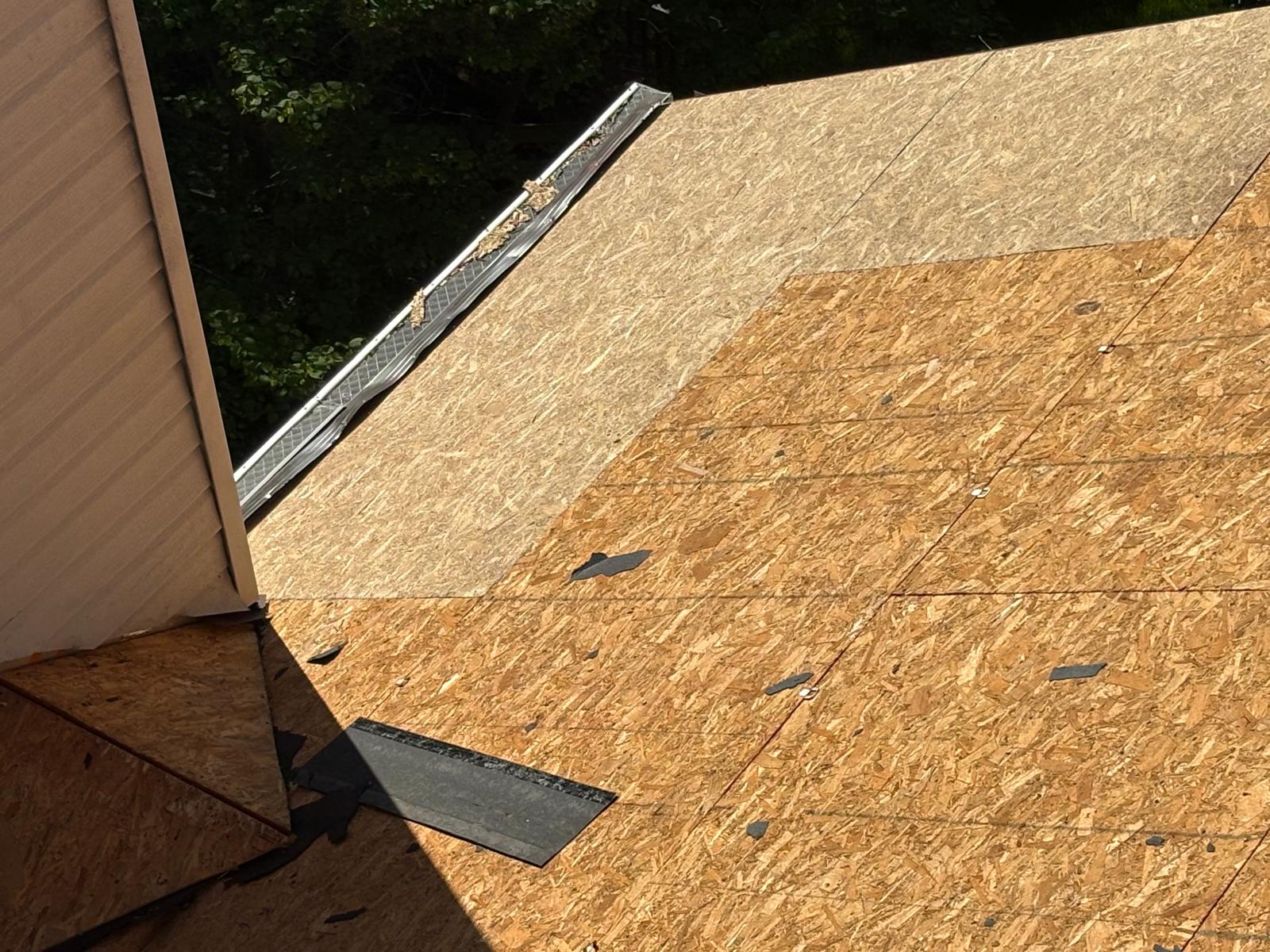 Emergency roof tarp Houston TX
