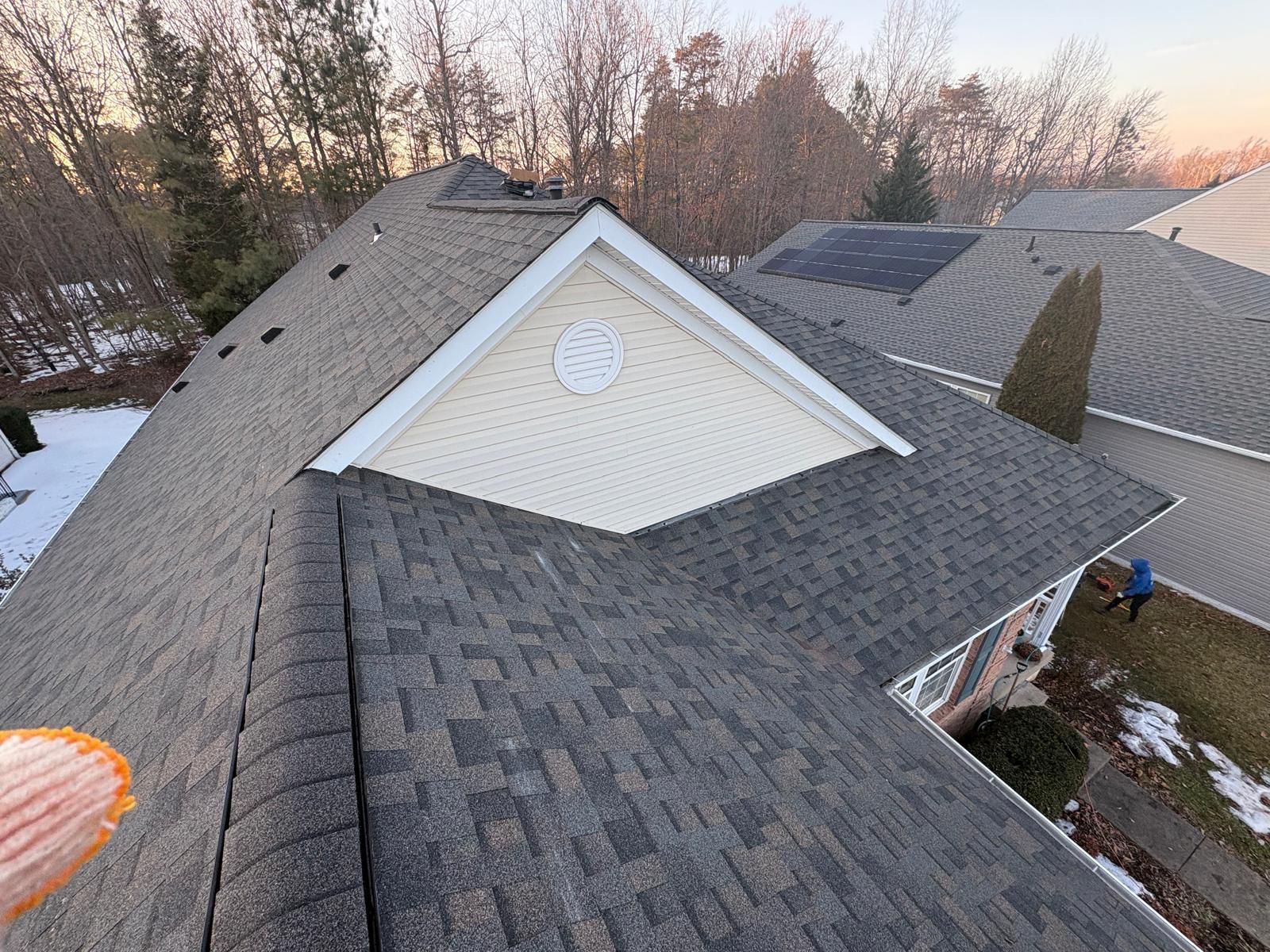 Residential shingle roofing contractor Houston